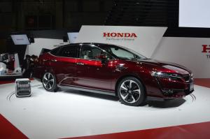 2015 Honda Clarity Fuel Cell Concept